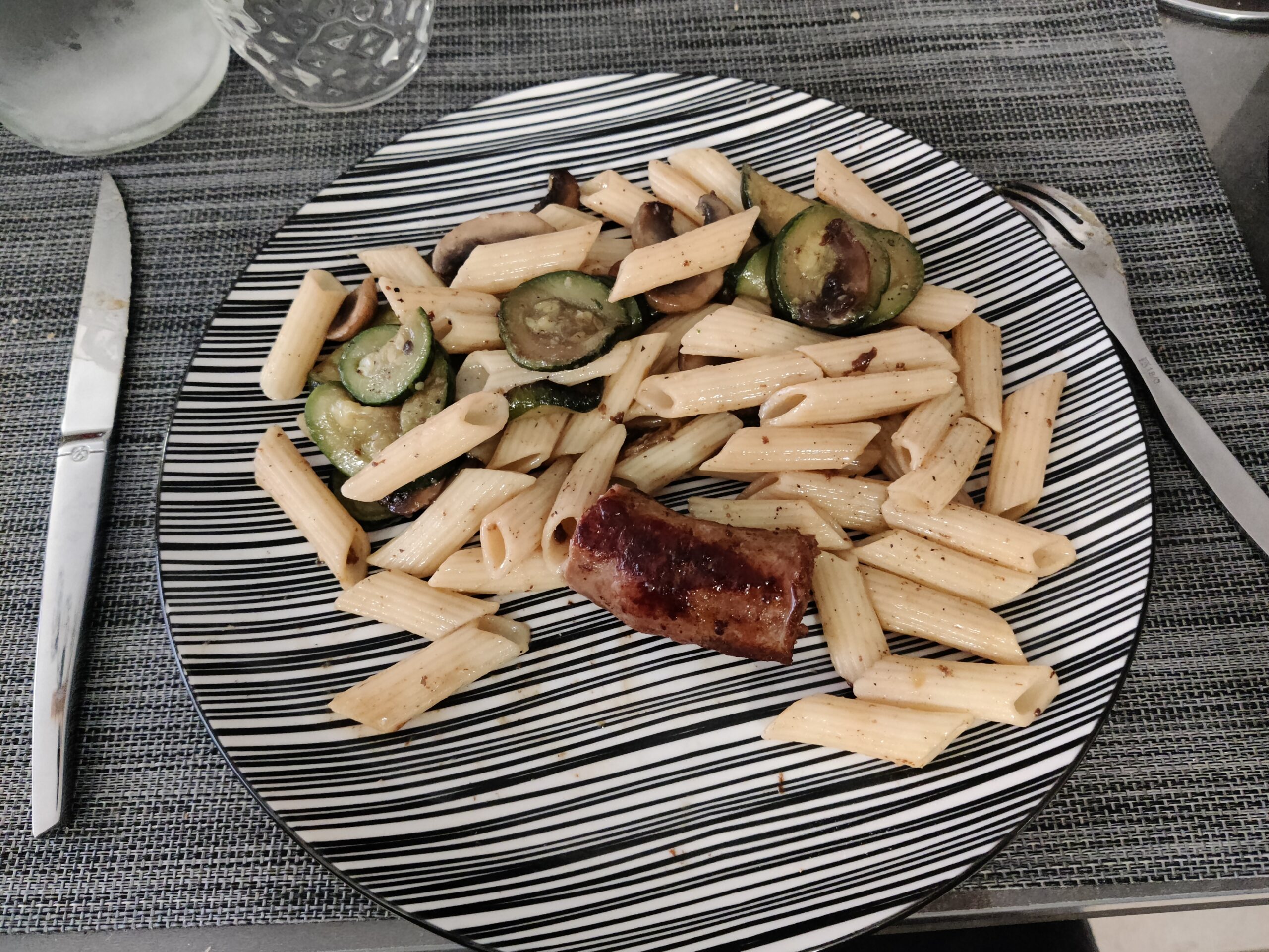 Pates Courgettes Saucisses Champignons